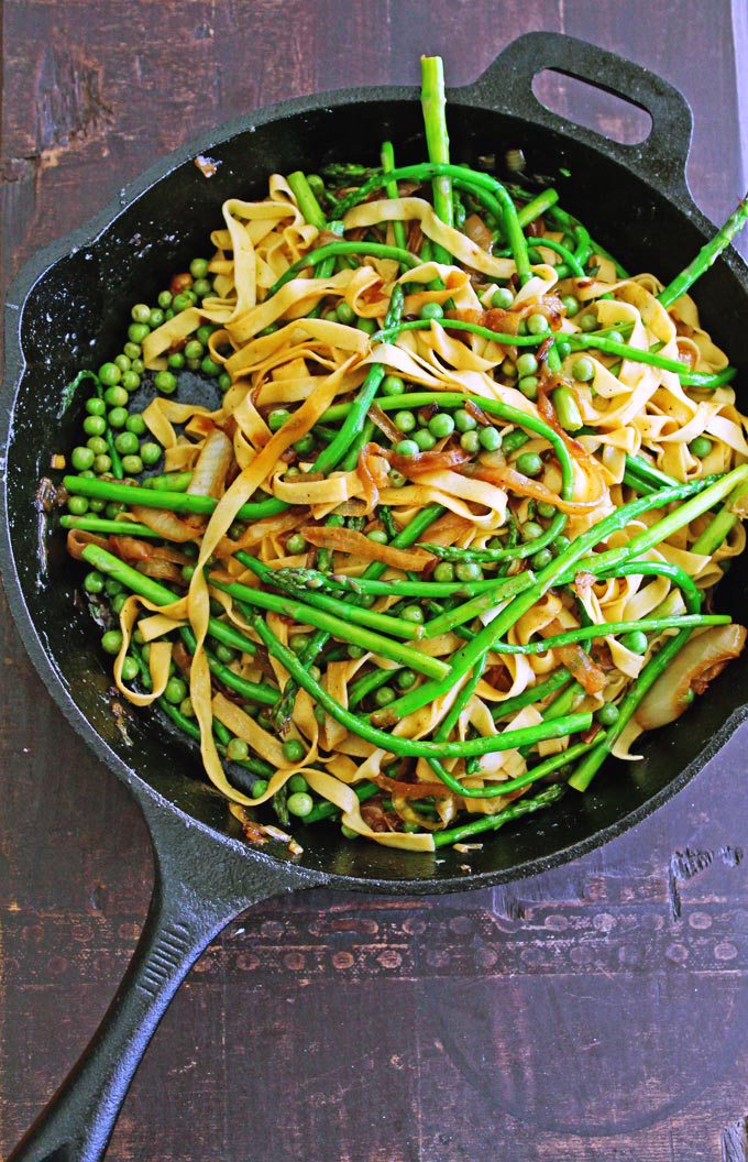 ASPARAGUS AND PEA PASTA WITH CARAMELIZED ONION SAUCE