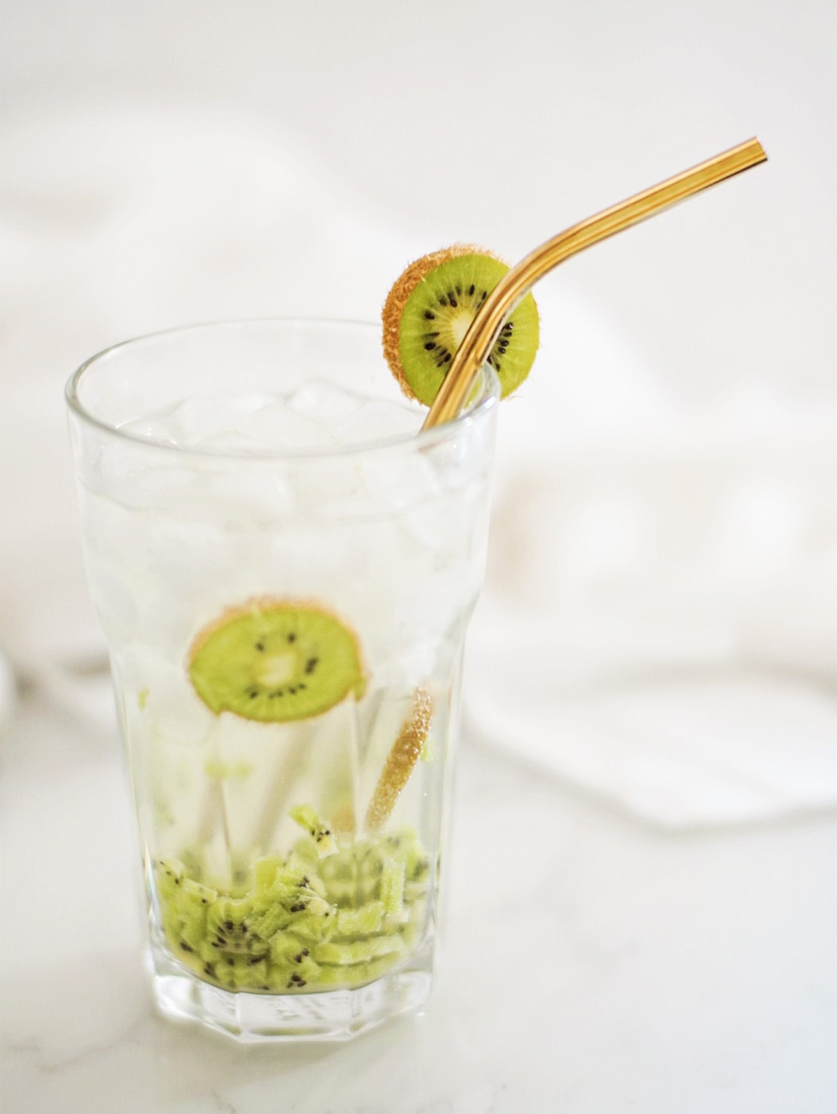 From a Pot - Refreshing Kiwi Cocktail