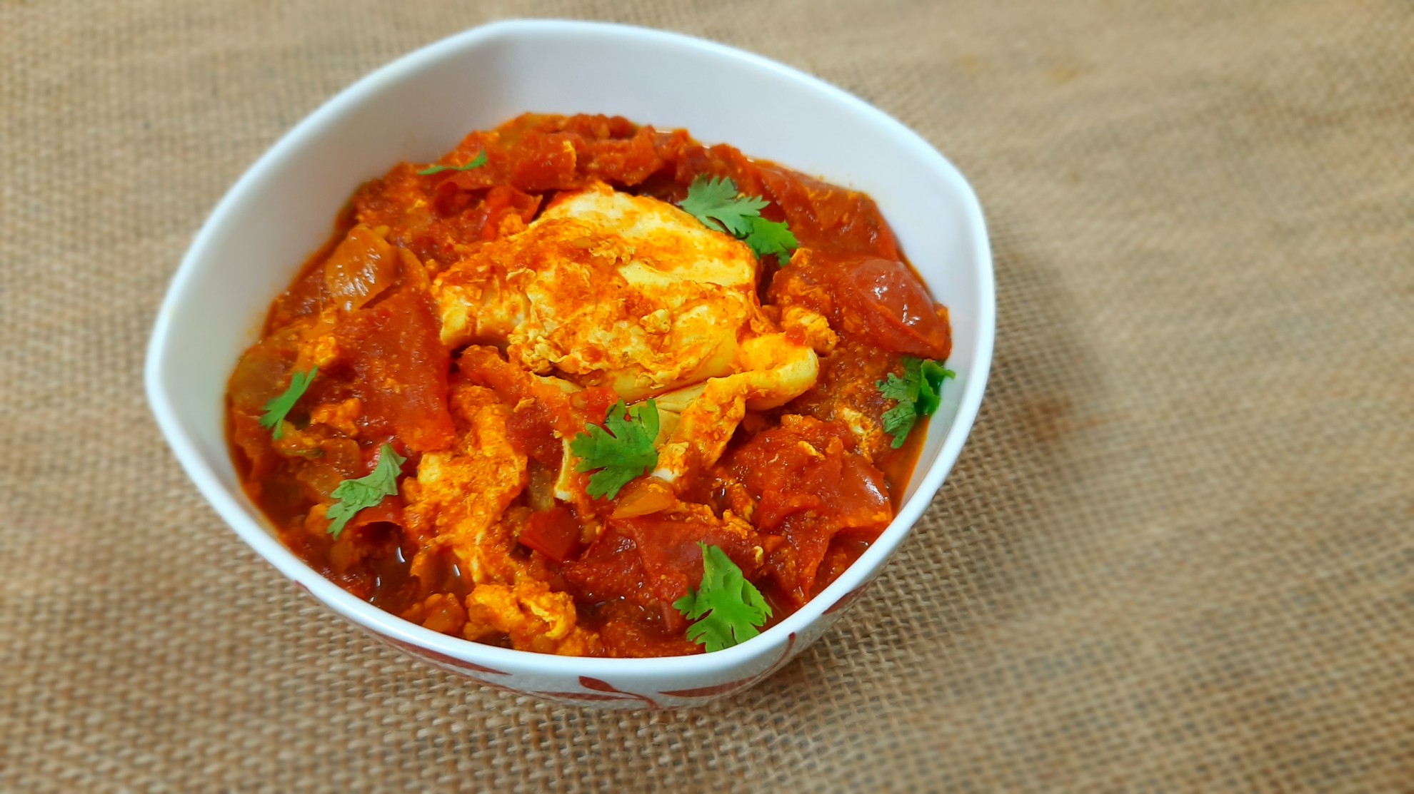 Omelette Curry with Tomato