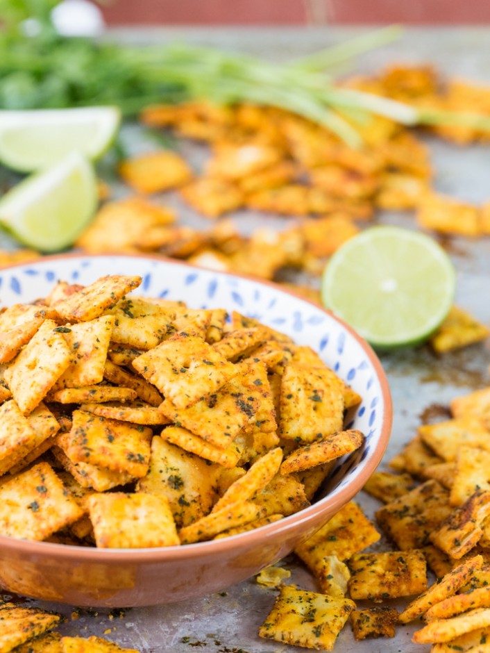 MEXICAN SPICE CHEESE CRACKERS