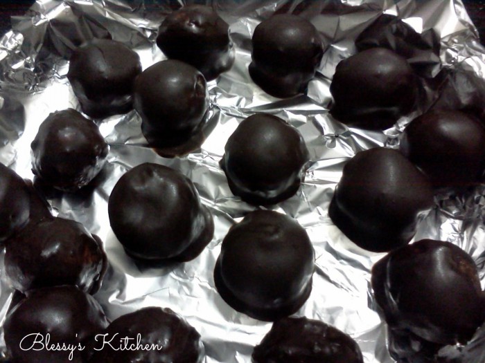 Chocolate Balls With Coconut Filling
