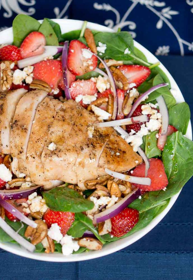 Strawberry Spinach Salad with Grilled Chicken