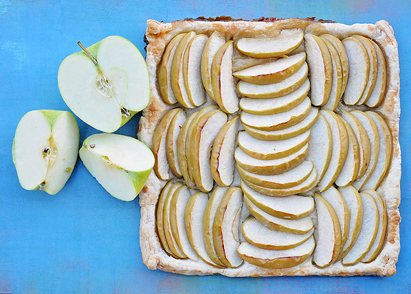 A Simple Maple-Apple Tart - Peonies and Pears
