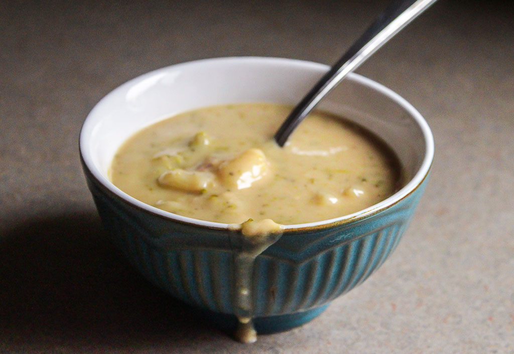 Cheesy Potato and Broccoli Soup