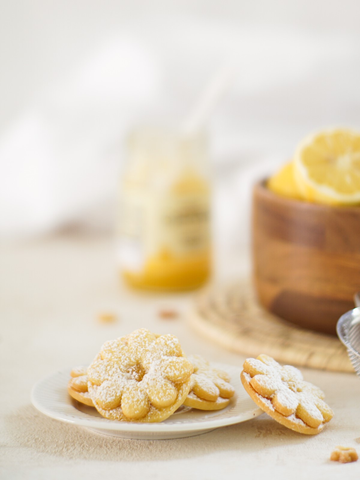 From a Pot - Butter Cookies with Lemon Curd
