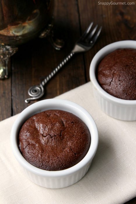 Mini Almond Flour Chocolate Cakes Recipe