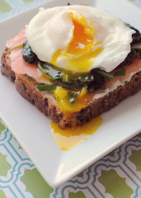 Salmon Spinach Eggs - Quick and Easy Healthy Breakfast Recipe