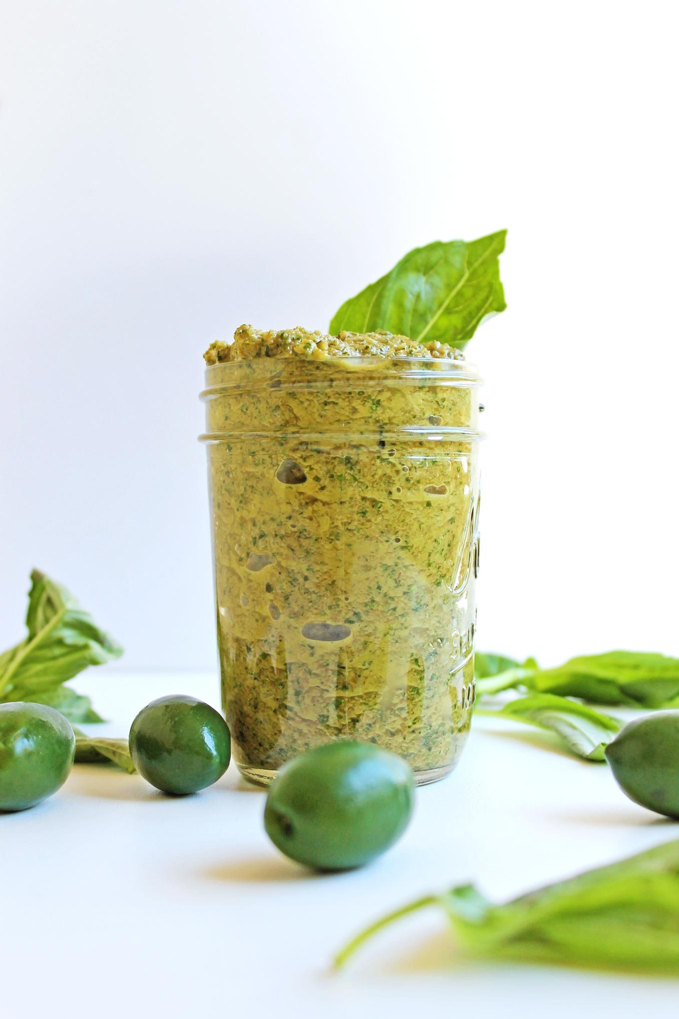 Simple, vegan green olive pesto 