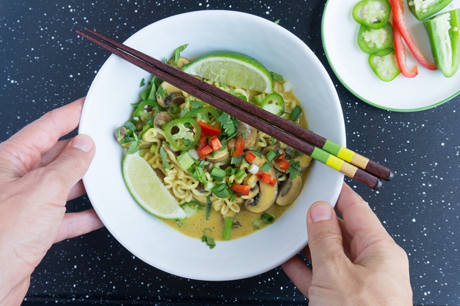 Thai Curly Coconut Curry Noodles