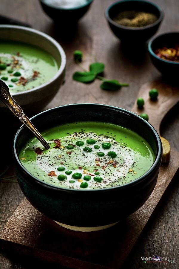 Roasted Garlic Green Peas Soup