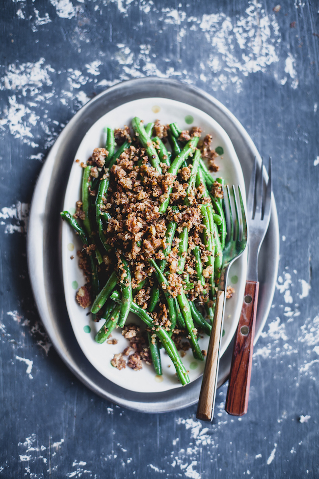 Almond And Coconut Crusted Green Beans