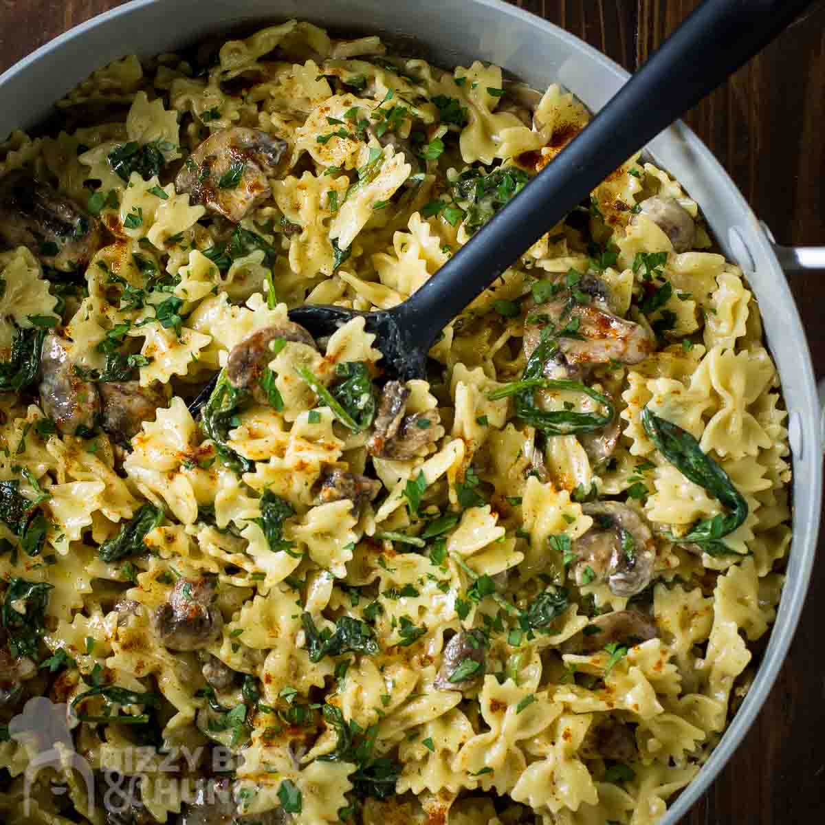 Creamy Spinach and Mushroom Pasta