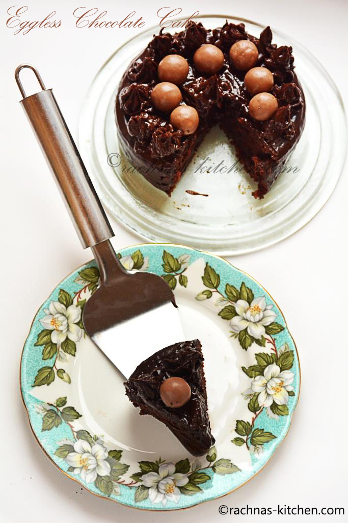 Eggless chocolate cake recipe, how to make eggless chocolate cake 