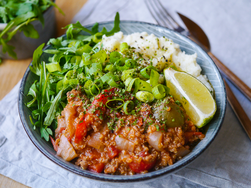 One-Pot Healthy Beef and Quinoa Chilli