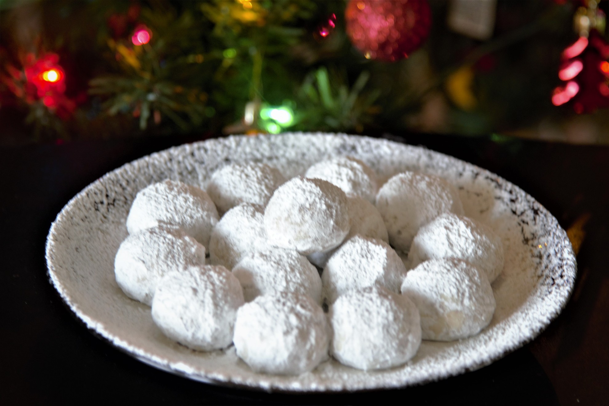 Snowball Cookies (Eggless) | Holiday Cookies