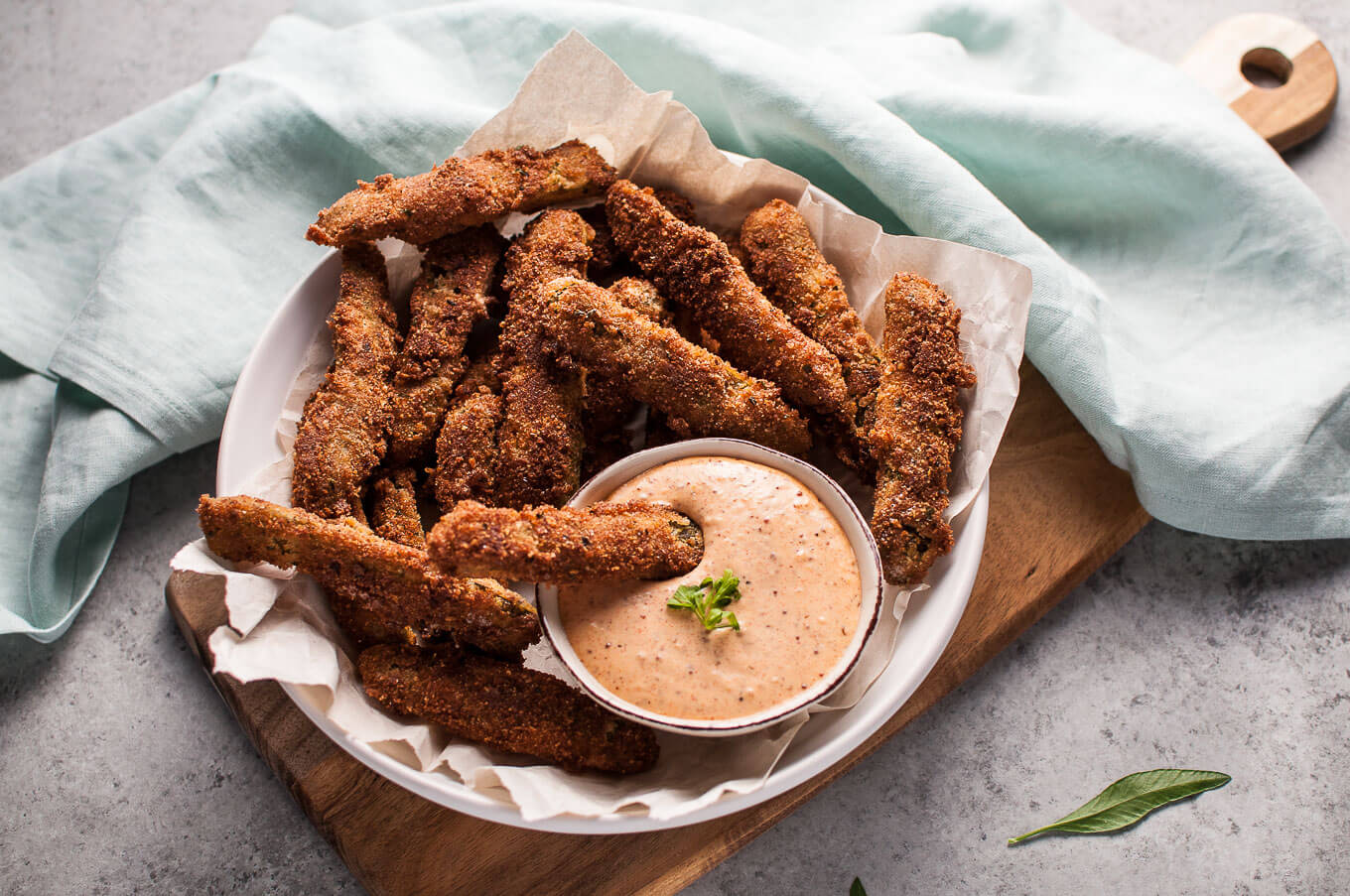 Fried Pickles with Remoulade Sauce
