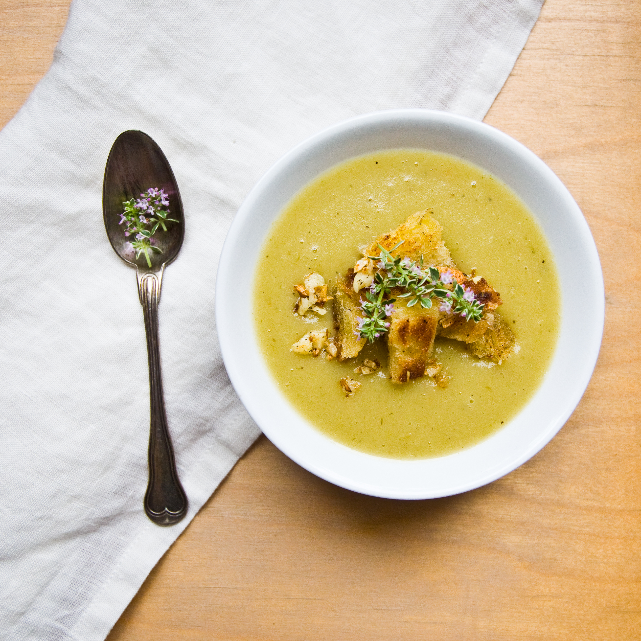 Velvety Potato & Leek Soup with Chunky Garlic Croutons