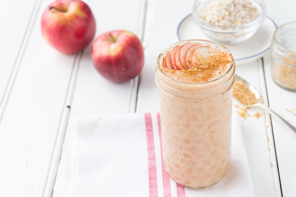 Apple Smoothie - Warm & Healthy Breakfast 
