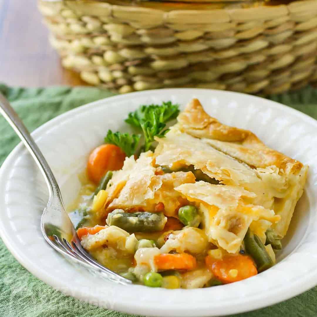 Super Easy Chicken Pot Pie