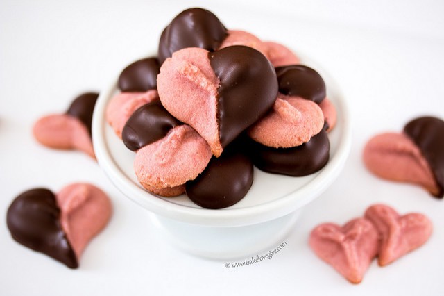 chocolate dipped strawberry spritz cookies