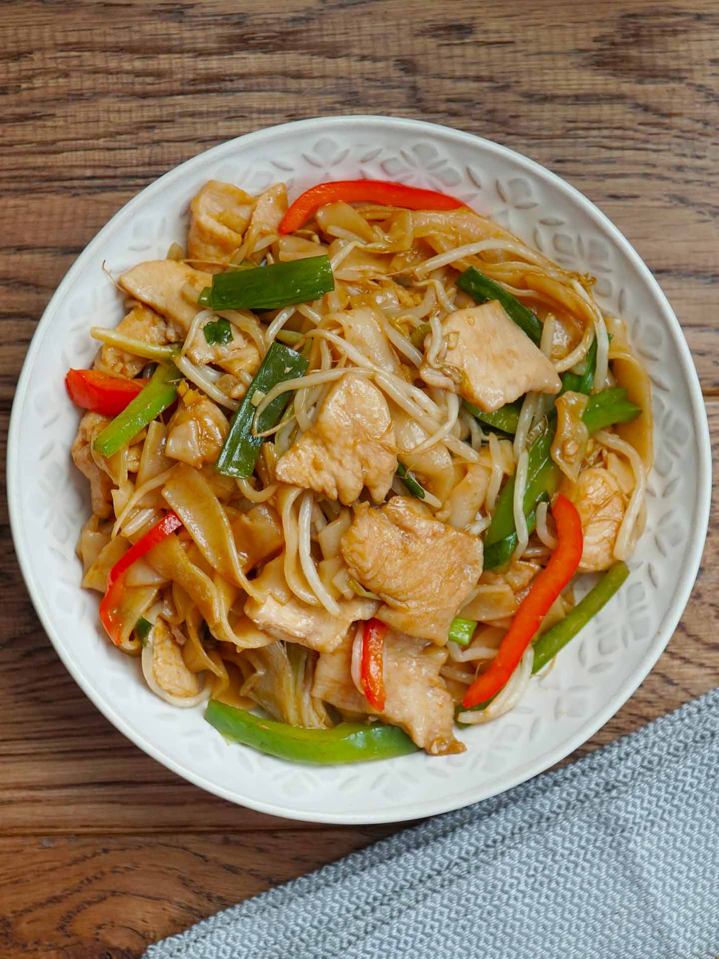 Rice Noodle Stir-Fry (Chicken Chow Fun)