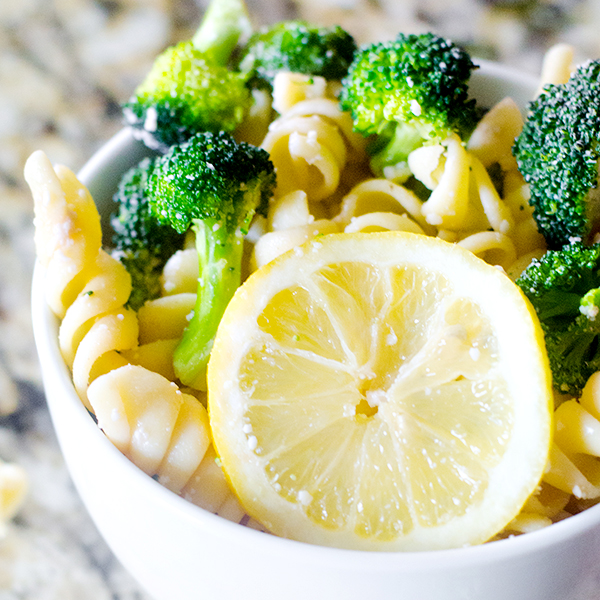 Easy Broccoli Lemon Pasta Salad Recipe