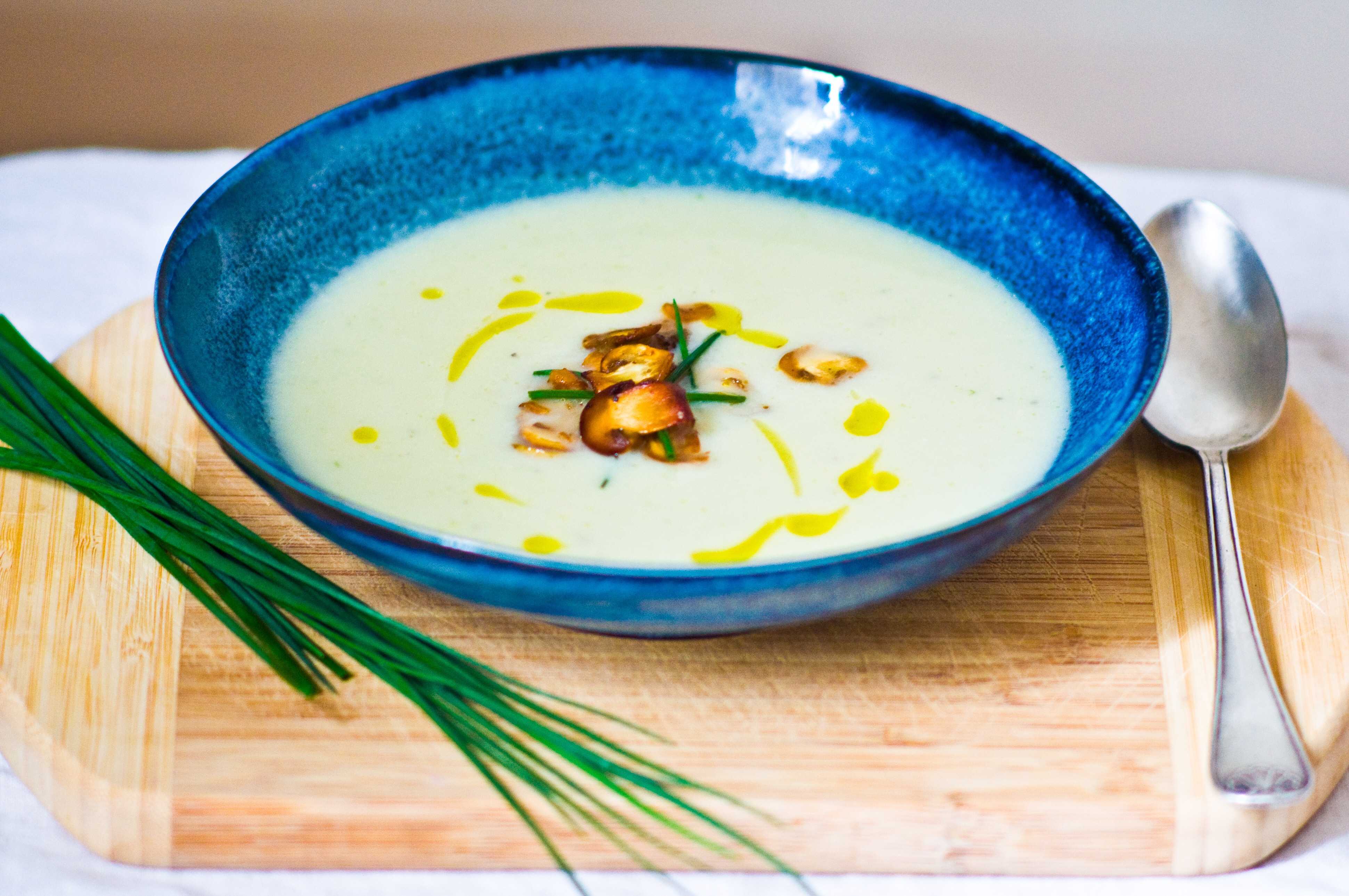 Creamy Cauliflower Soup with Truffle Oil - la petite poire