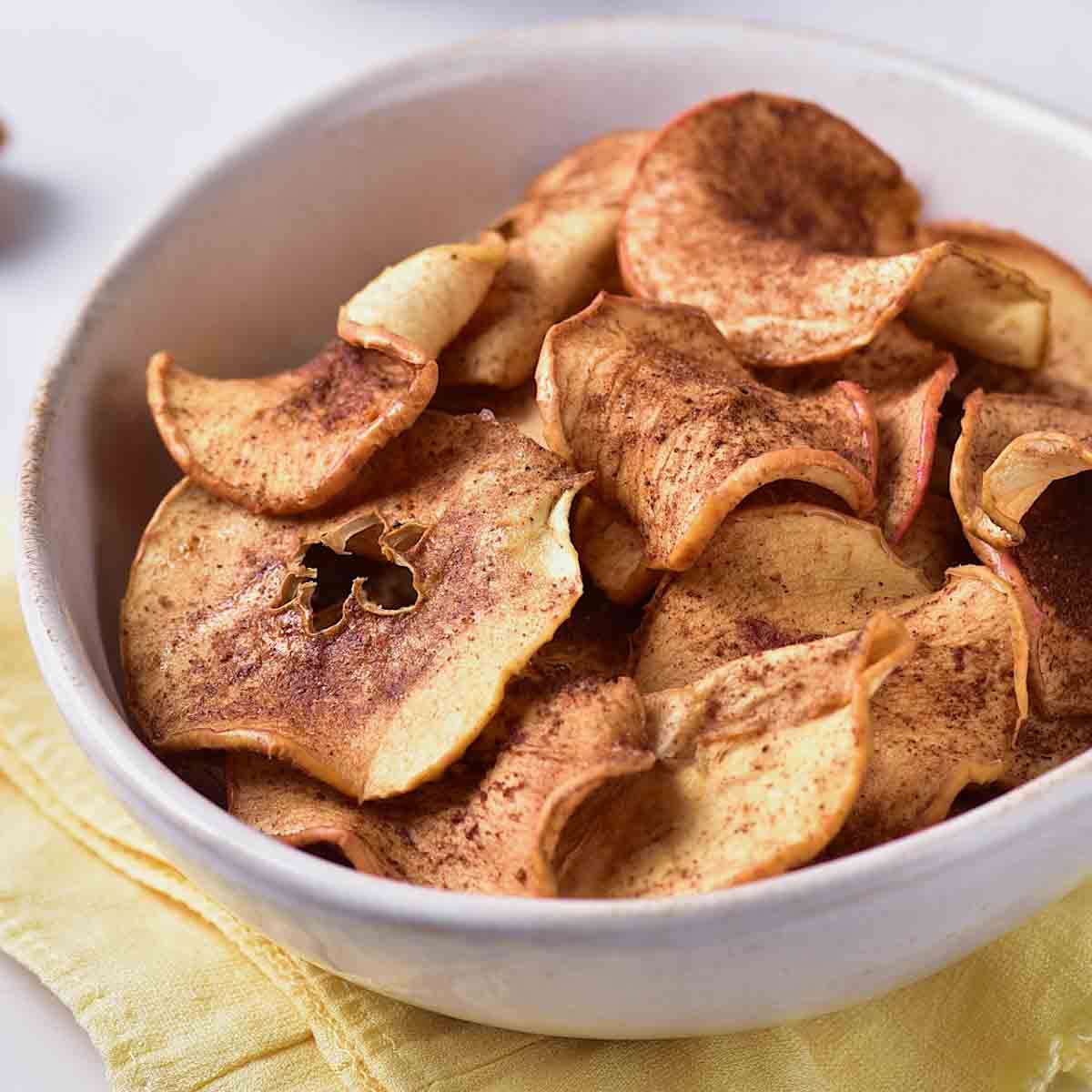 Air fryer apple chips