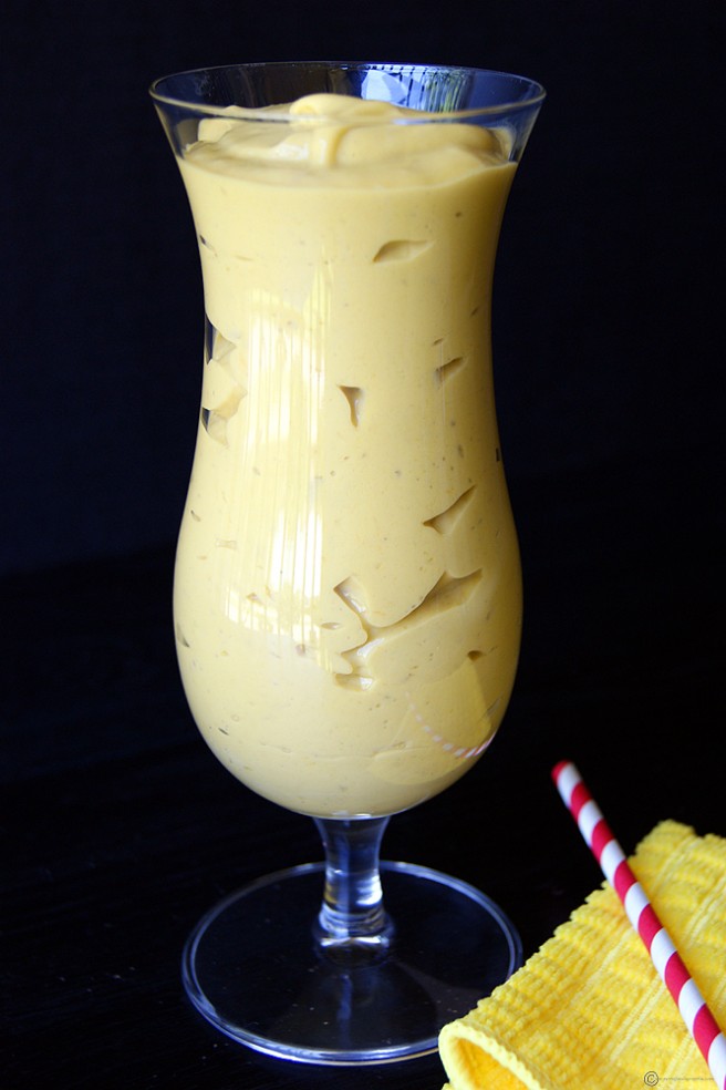 BAM Smoothie - Banana Avocado Mango Smoothie