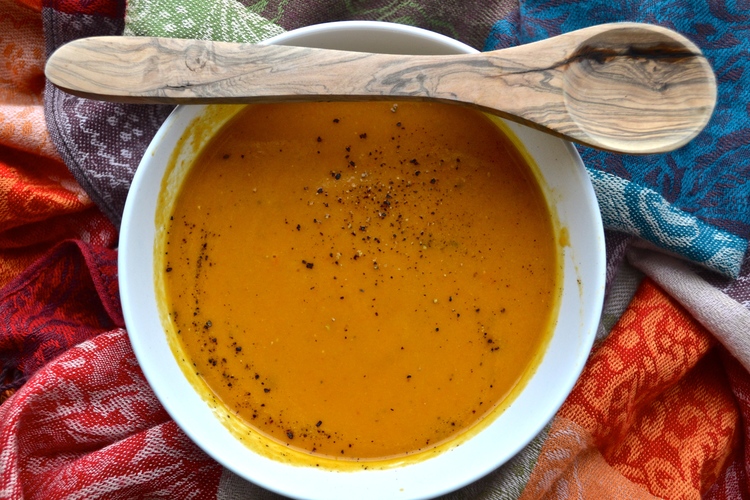 Spicy Tomato Carrot Soup