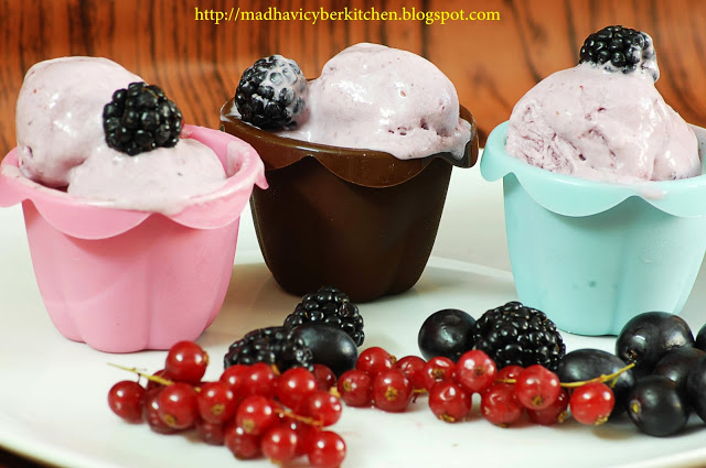 Blackberry Yogurt Ice cream 