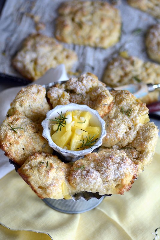 pineapple rosemary scone cakes