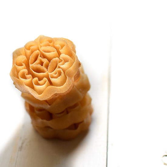 Honeycomb Cookies/ Kuih Loyang with video