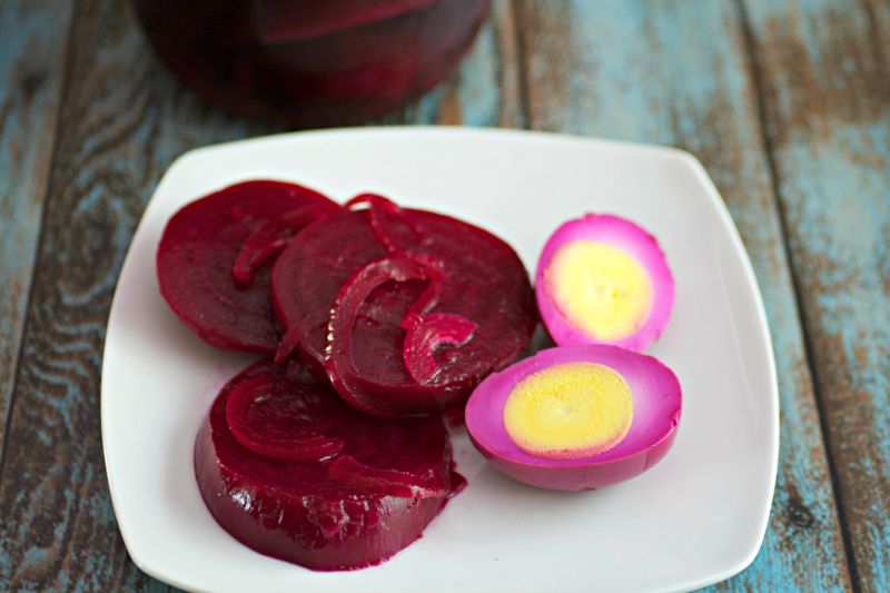 Paleo Pickled Eggs with Fresh Beets