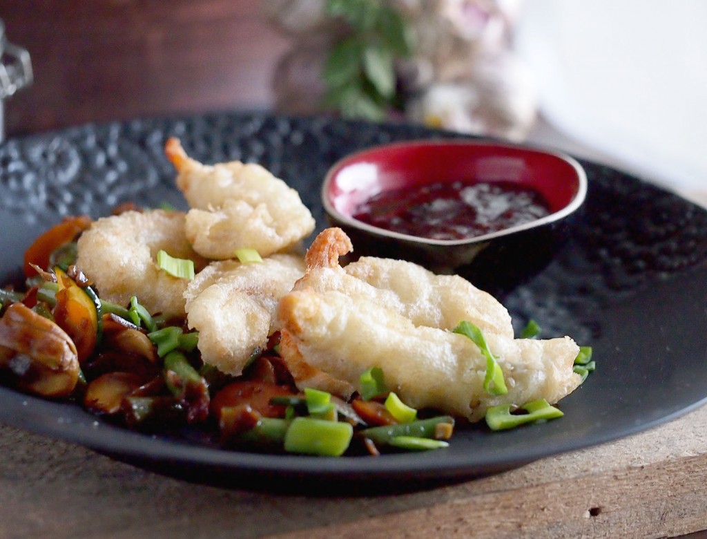 Chicken tempura with plum sauce