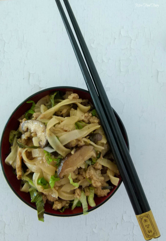 Chicken Shiitake and noodle stir fry