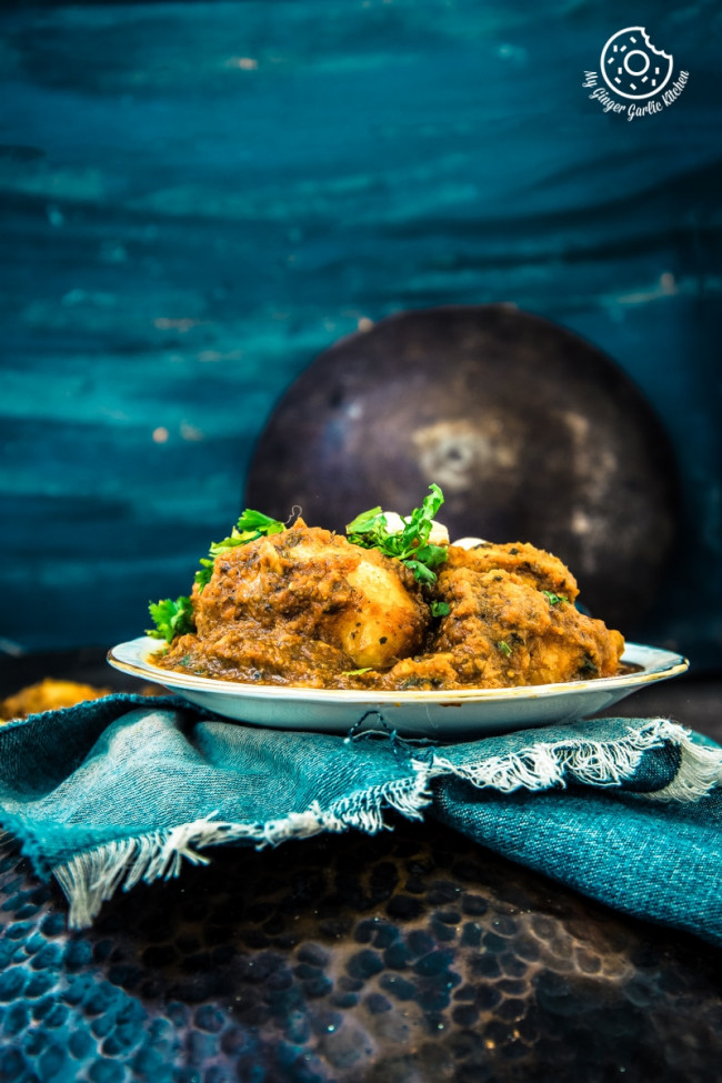 Lehsuni Dum Aloo | Spicy Garlicky Potatoes