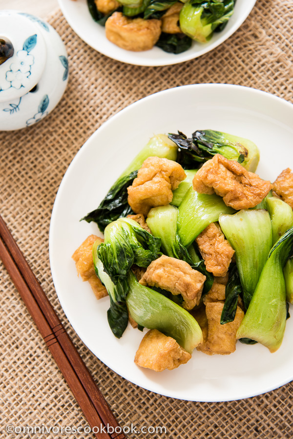 Bok Choy stir-fry with Crispy Tofu