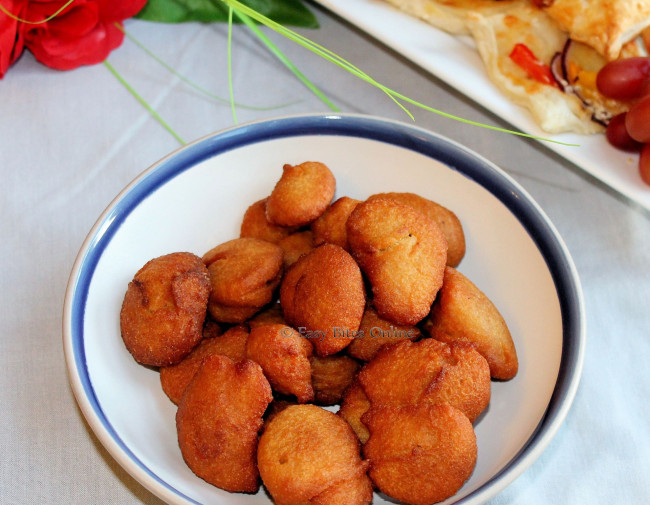yereyappa or appam – sweet dumplings with coconut and jaggery