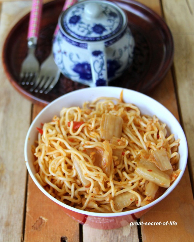 Korean Kimchi Noodle Recipe