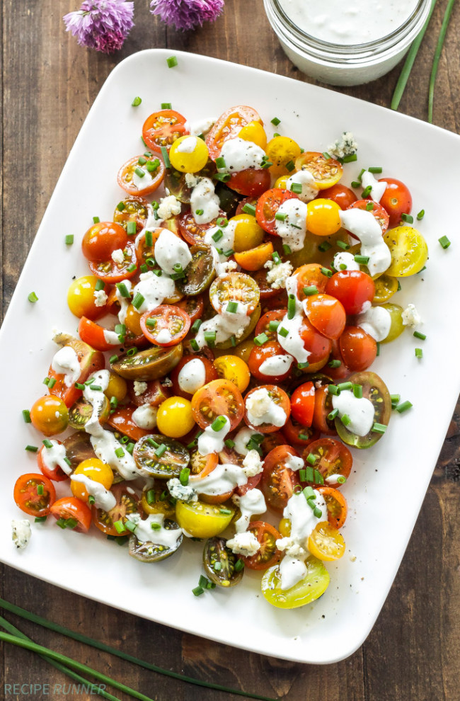 HEIRLOOM TOMATO AND BLUE CHEESE SALAD