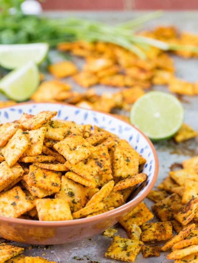 Mexican Spice Cheese Crackers