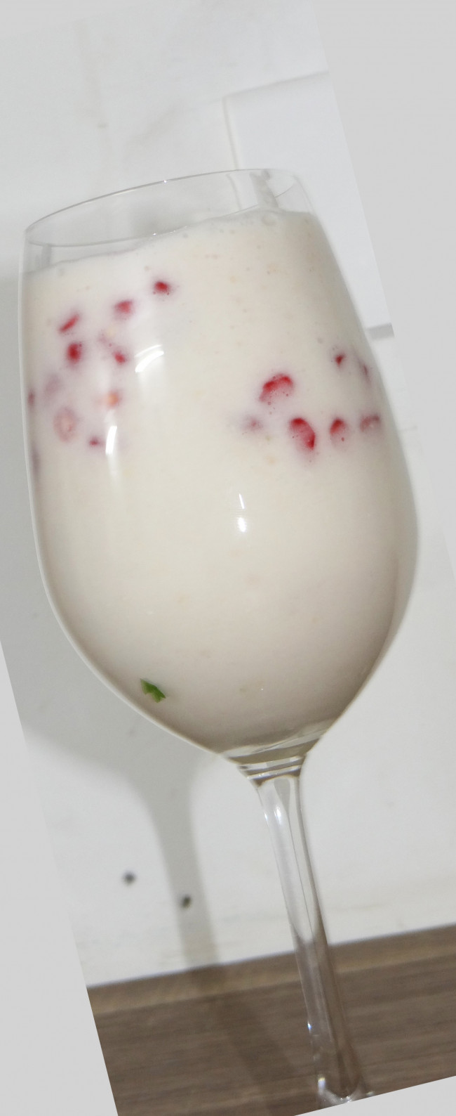 Pomegranate Pear Smoothie 
