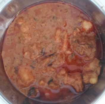 Basic chicken curry.