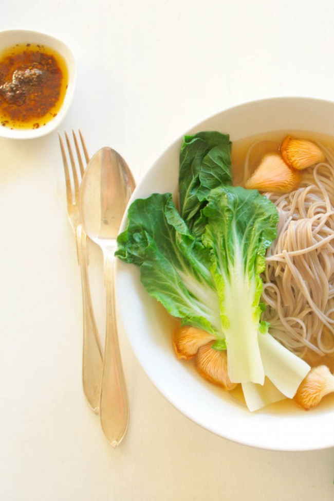 Miso Umami Broth with Buckwheat Noodles and Vegetables