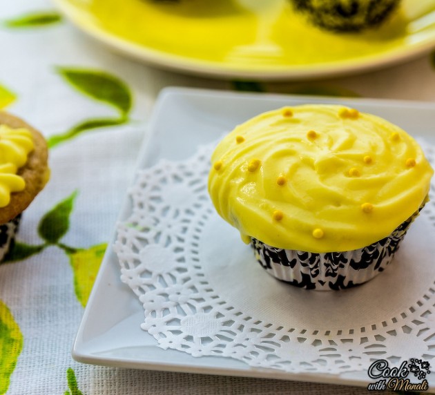 Lemon Cupcakes With Cream Cheese Greek Yogurt Frosting