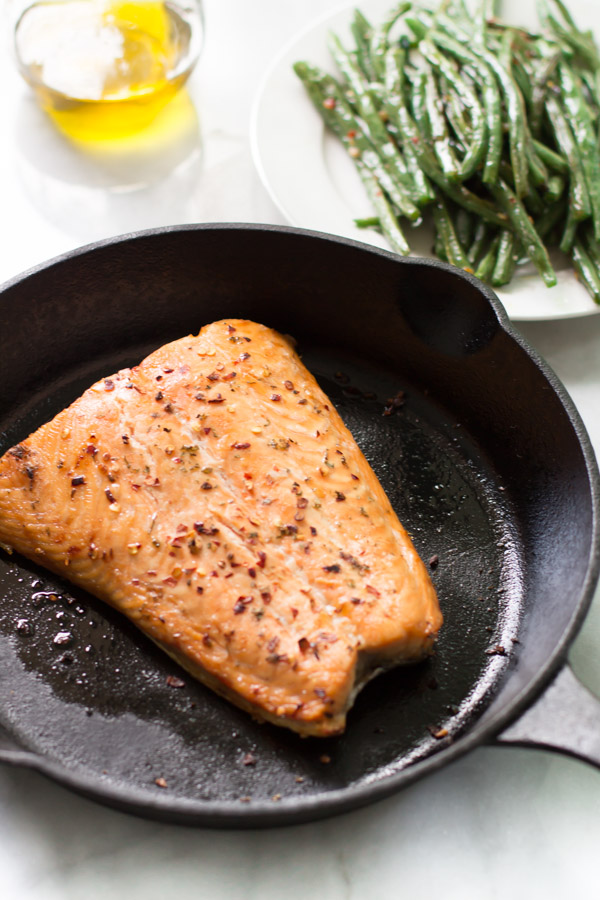 Quick Easy Broiled Salmon