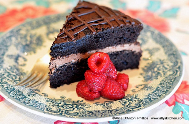 Chocolate Whipped Creme Filled Tart Cake