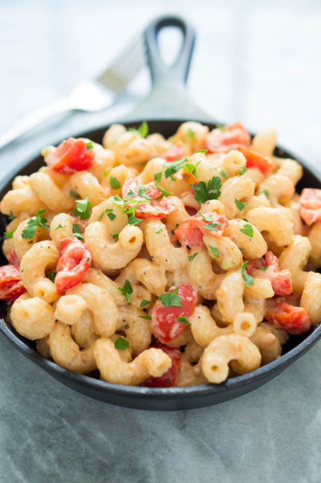 SPICY PEPPER JACK MAC AND CHEESE