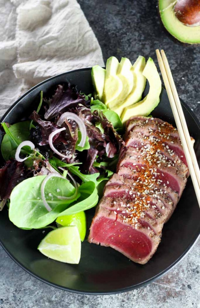 ahi tuna salad with creamy wasabi dressing